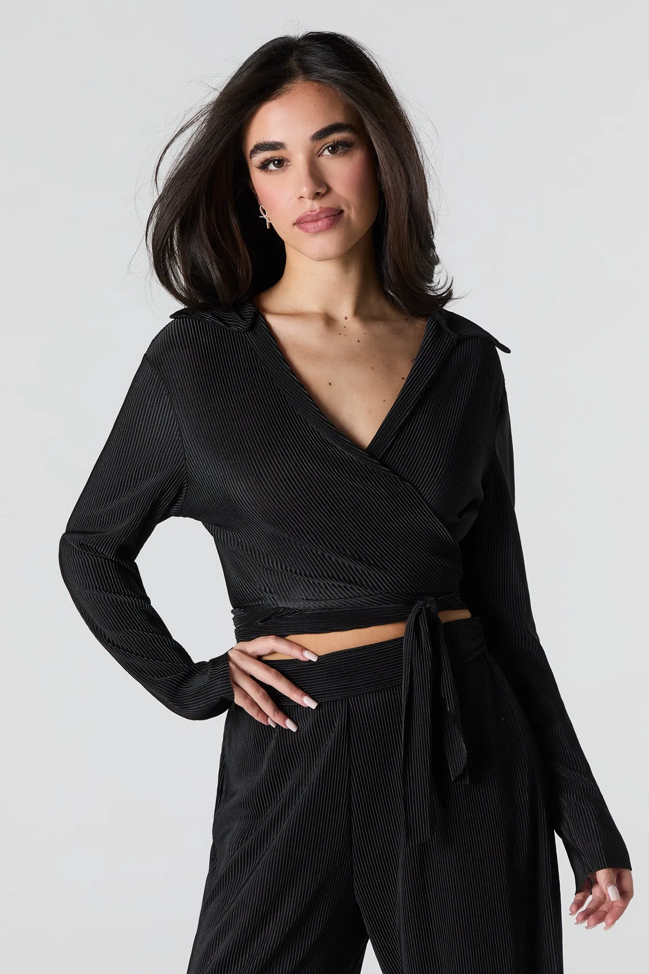 Accordion Pleated Tie Back Long Sleeve Top