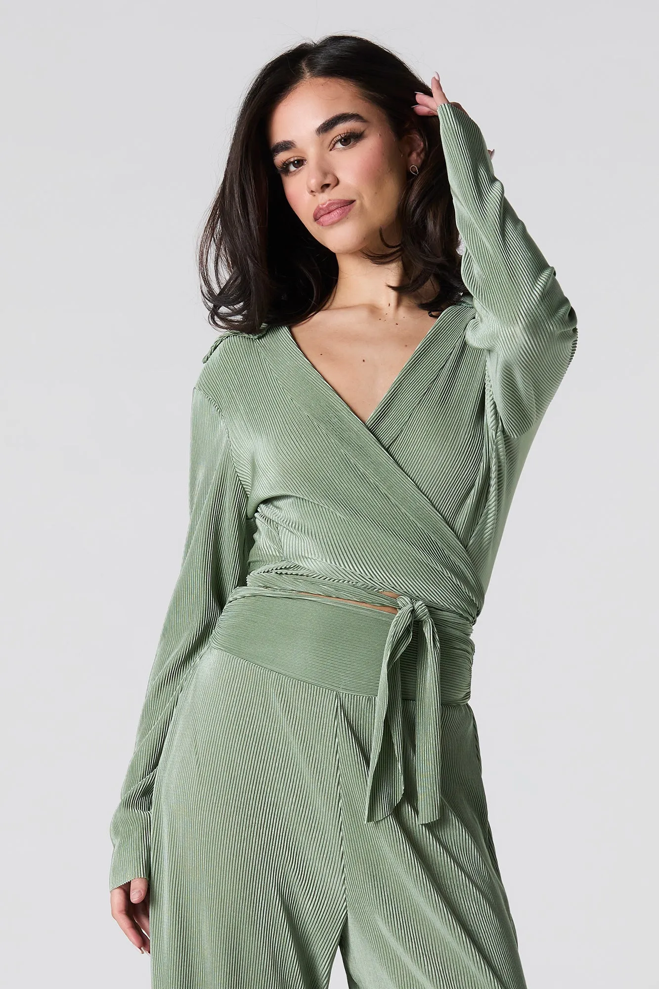 Accordion Pleated Tie Back Long Sleeve Top