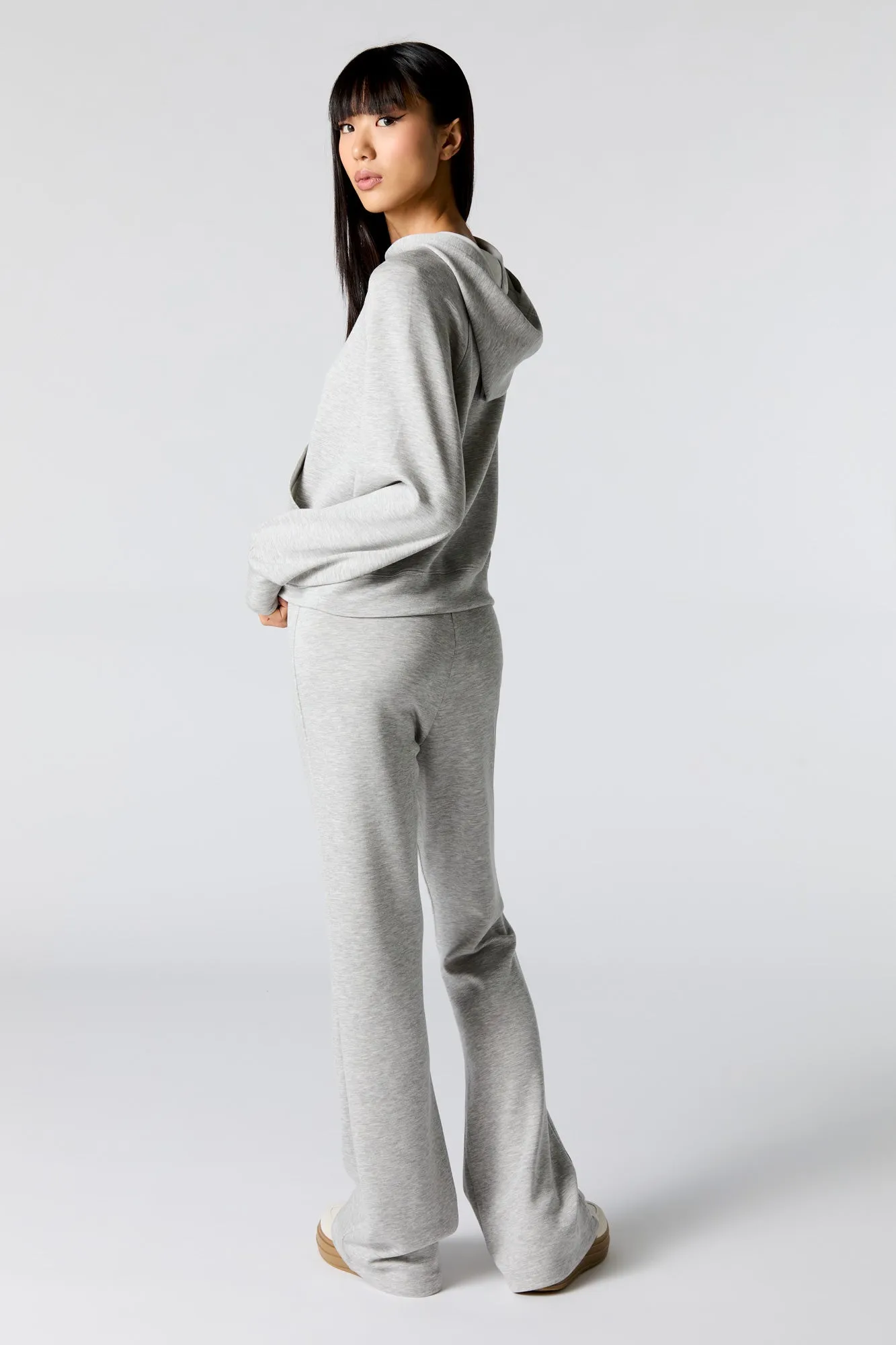 Active Flare Pant