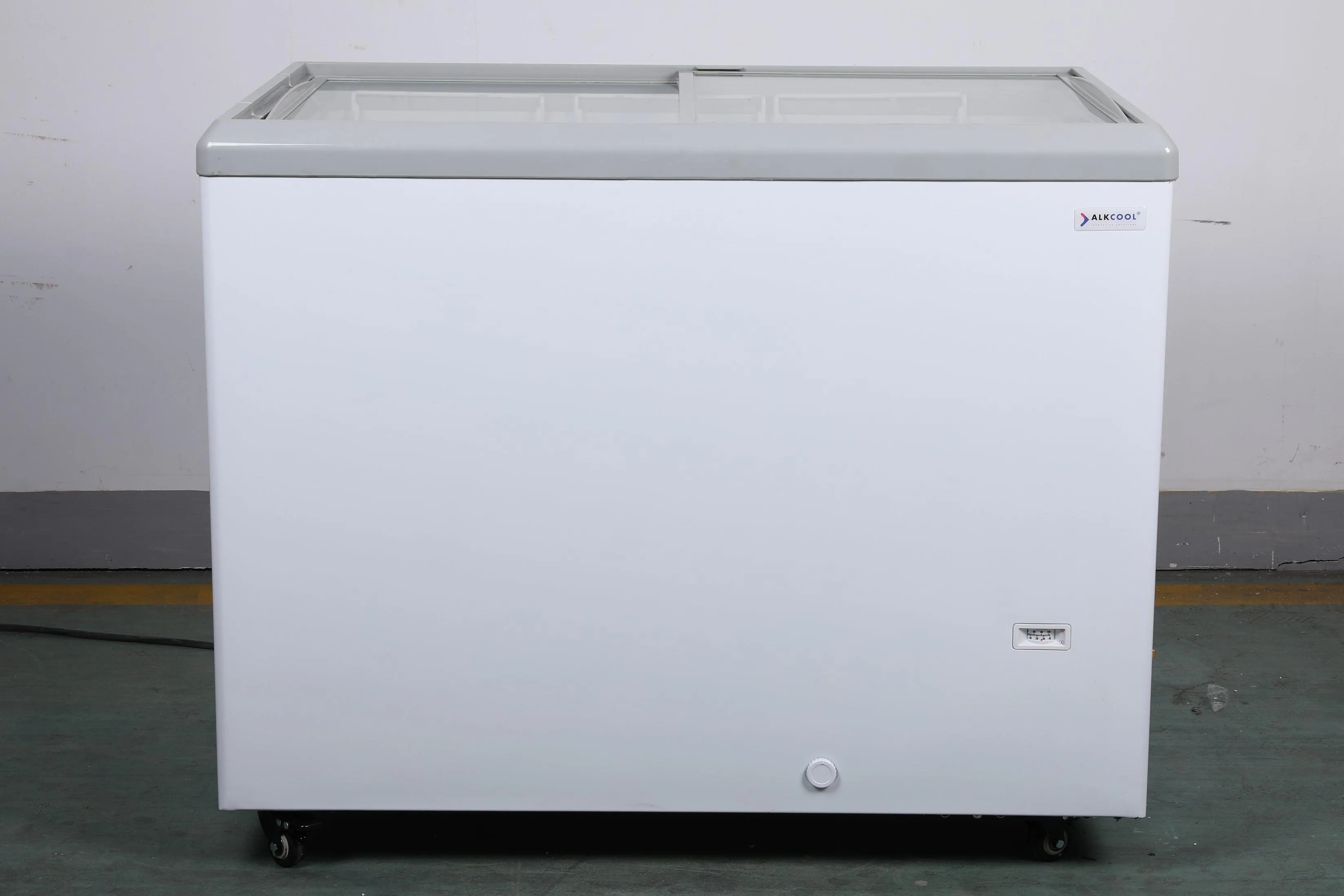 FDF12.4CF 41'' Width Horizontal Display Island Freezer - Nafcool™ Commercial Freezer Icecream, frozen food, Ice bag