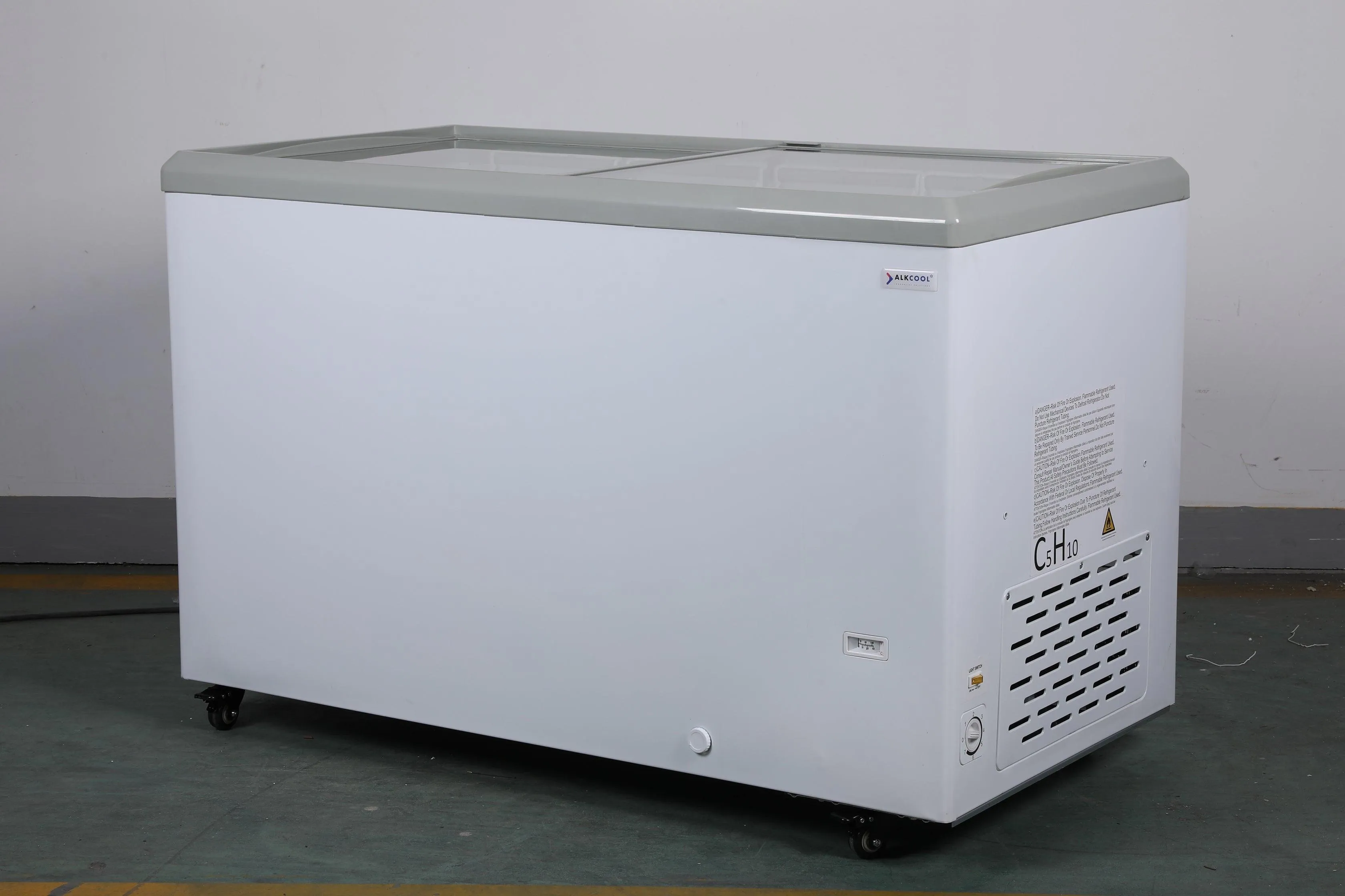 FDF16CF 50'' Width Horizontal Display Island Freezer - Nafcool™ Commercial Freezer Icecream, frozen food, Ice bag