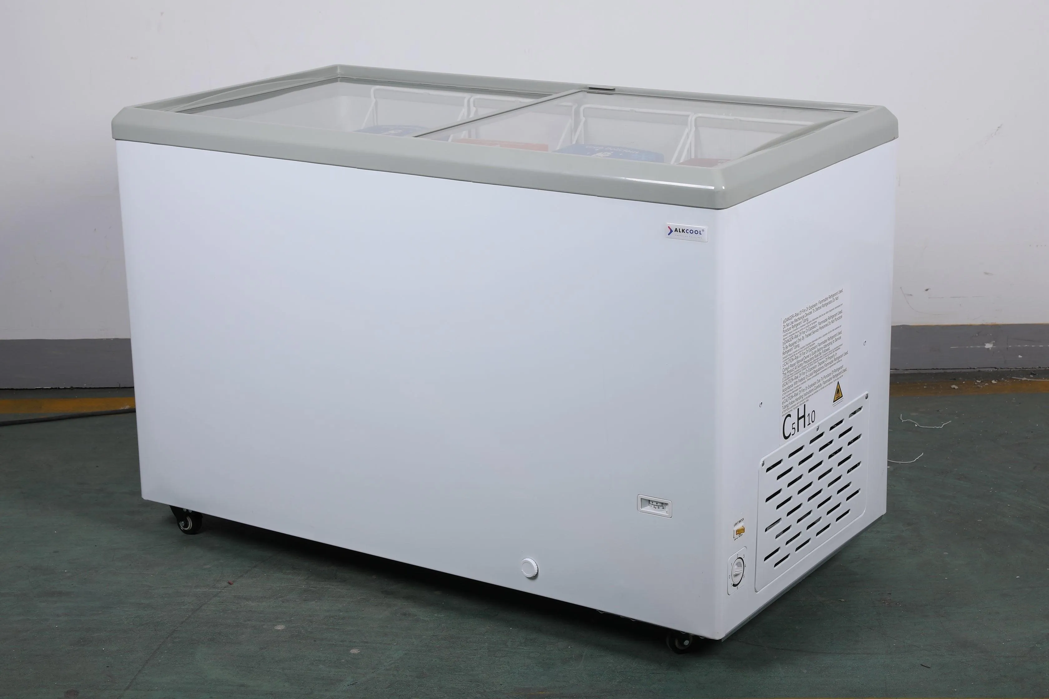 FDF16CF 50'' Width Horizontal Display Island Freezer - Nafcool™ Commercial Freezer Icecream, frozen food, Ice bag