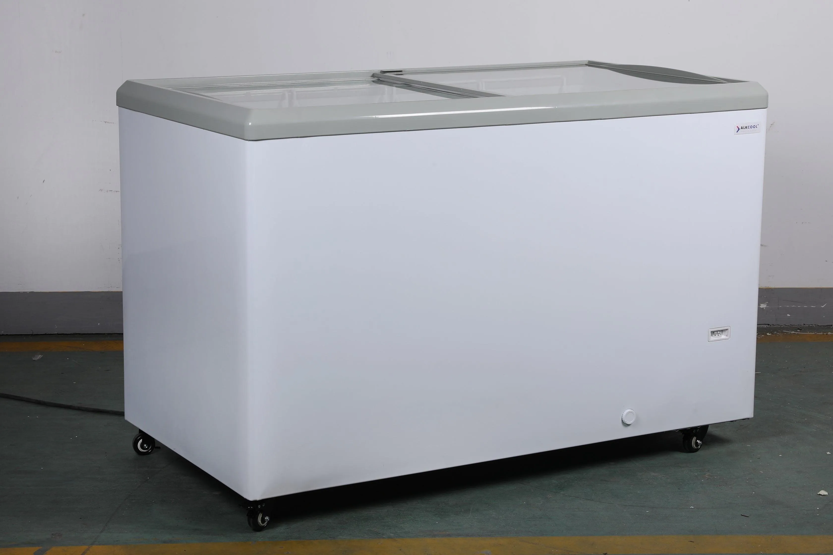 FDF16CF 50'' Width Horizontal Display Island Freezer - Nafcool™ Commercial Freezer Icecream, frozen food, Ice bag