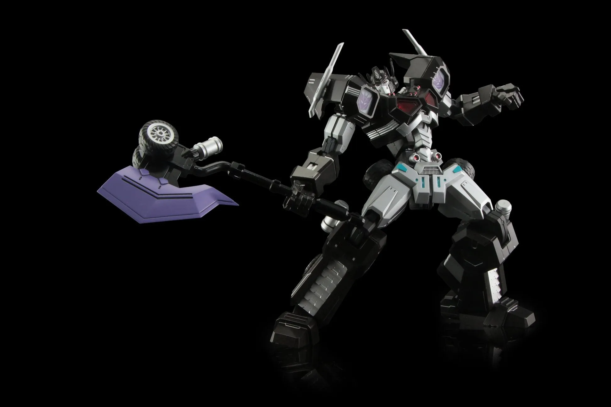 Flame Toys Furai Model Transformers Nemesis Prime {Attack Mode) Model Kit