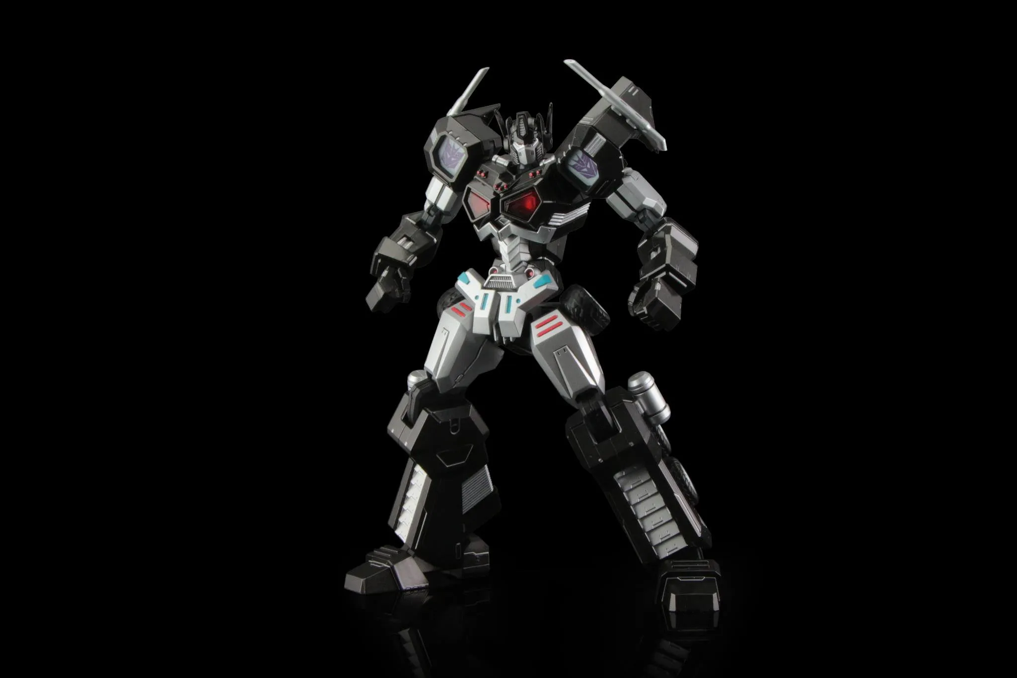 Flame Toys Furai Model Transformers Nemesis Prime {Attack Mode) Model Kit