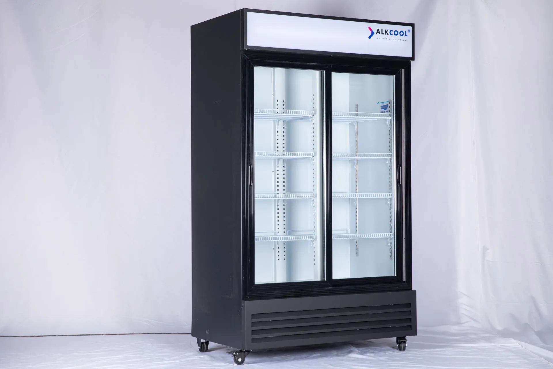 GDR47(S) ‎47.2'' Width Two Section Sliding Glass Door Merchandiser Refrigerator
