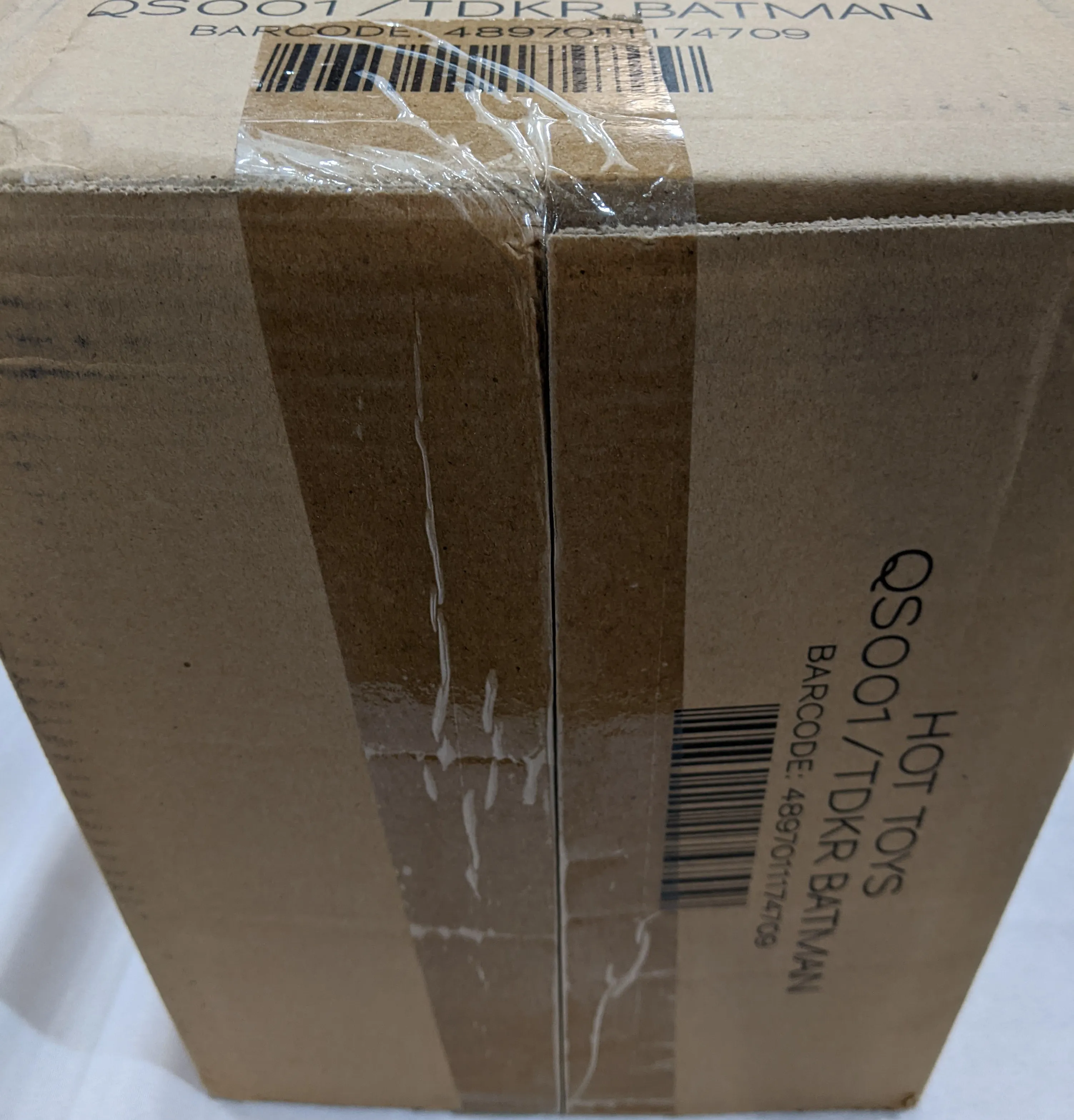 Hot Toys 1/4 Dark Knight Rises Batman Exclusive Edition Quarter Scale Figure QS Series QS001