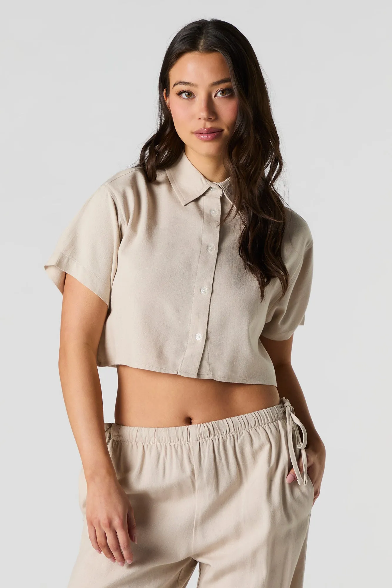 Linen-Blend Cropped Button-Up Short Sleeve Top