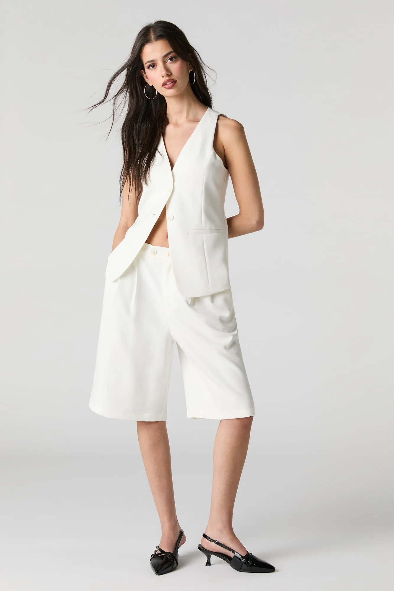 Pleated Bermuda Short