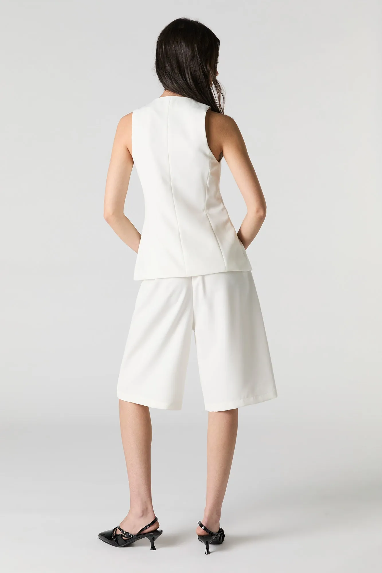 Pleated Bermuda Short