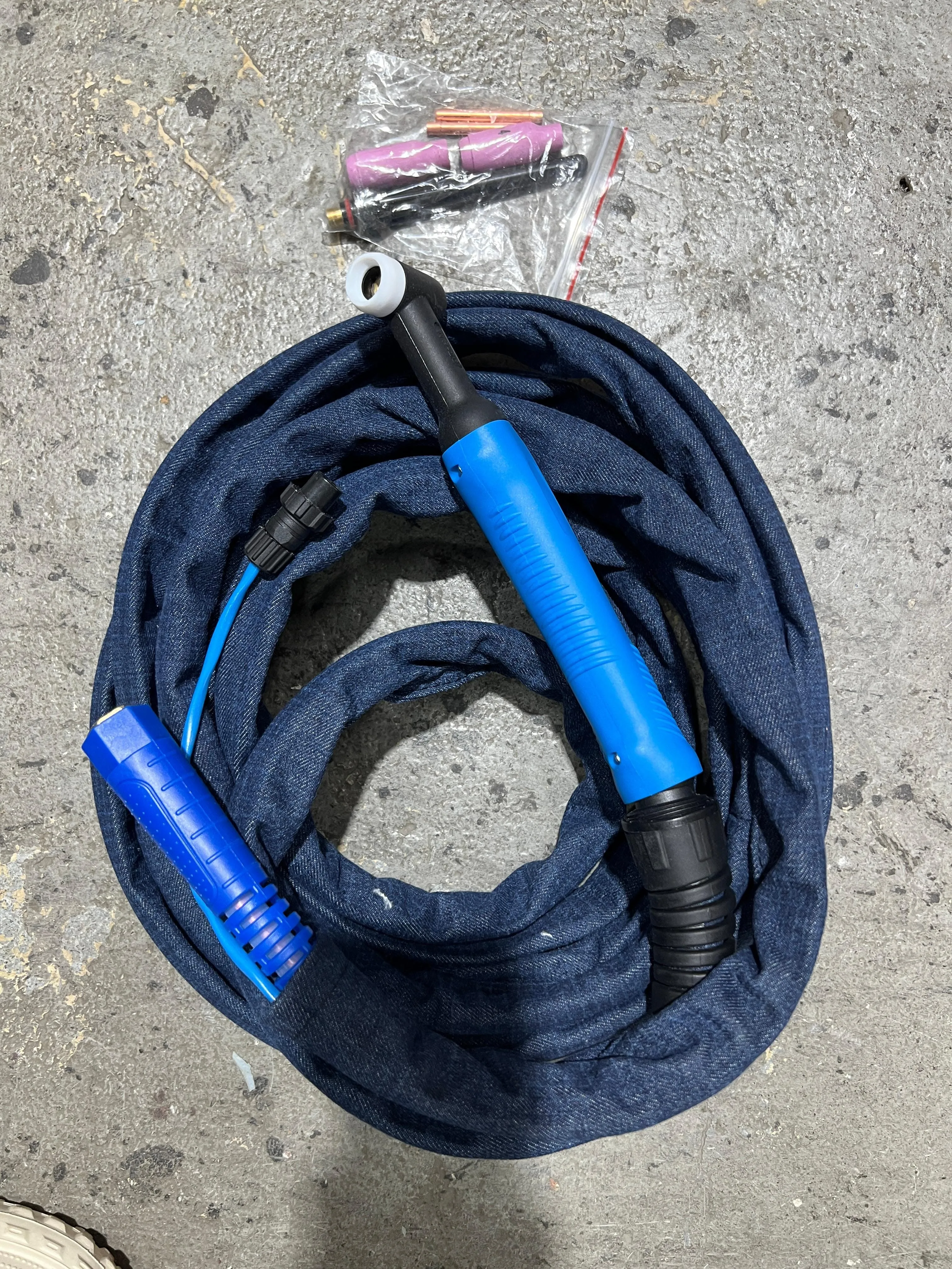 Riland Welding Machine TIG250CT C/W 8m Wp26 Torch And Welding Cable | Model: W-TIG250CT-R