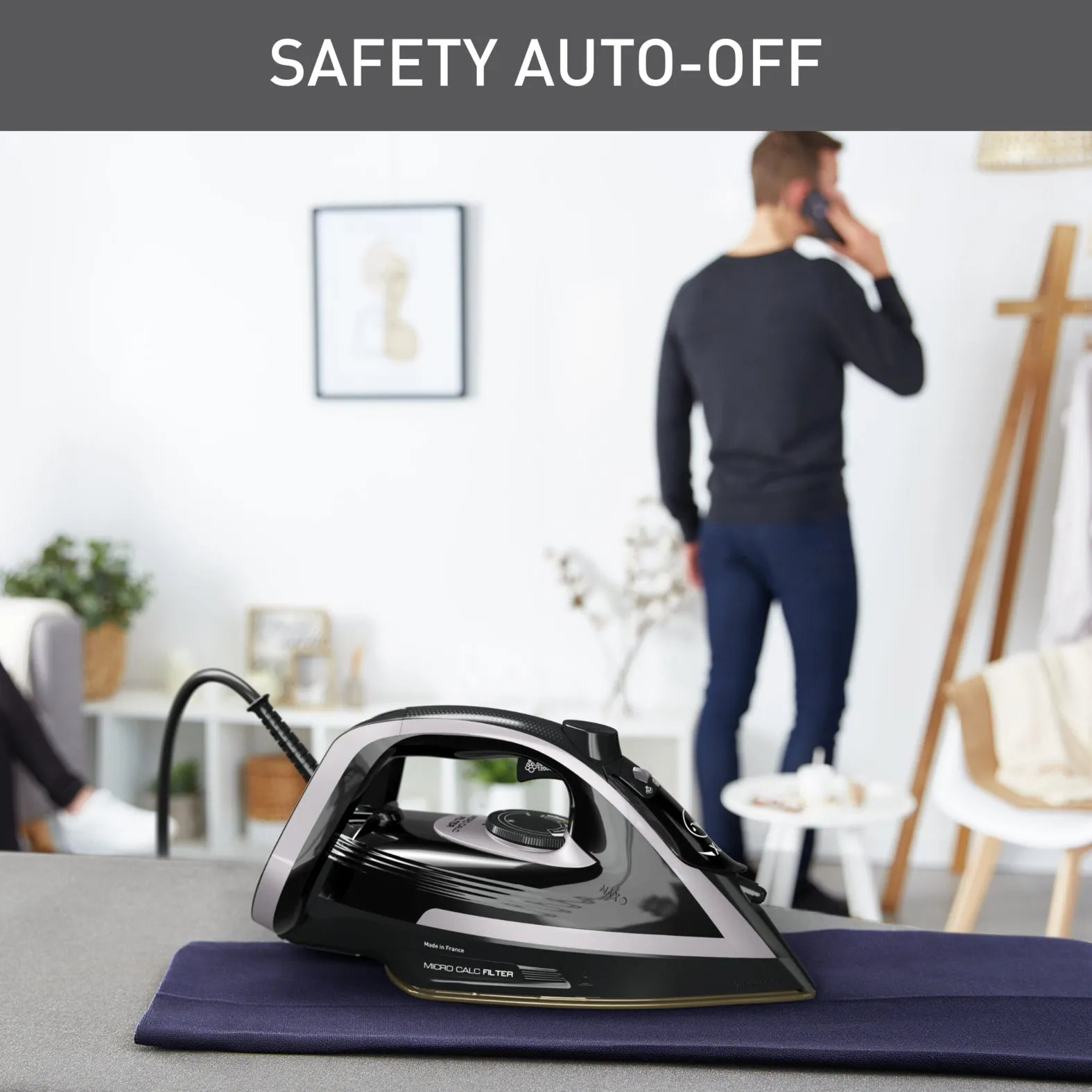 Tefal Puregliss Anti-Calc Shady & Black Steam Iron FV8062