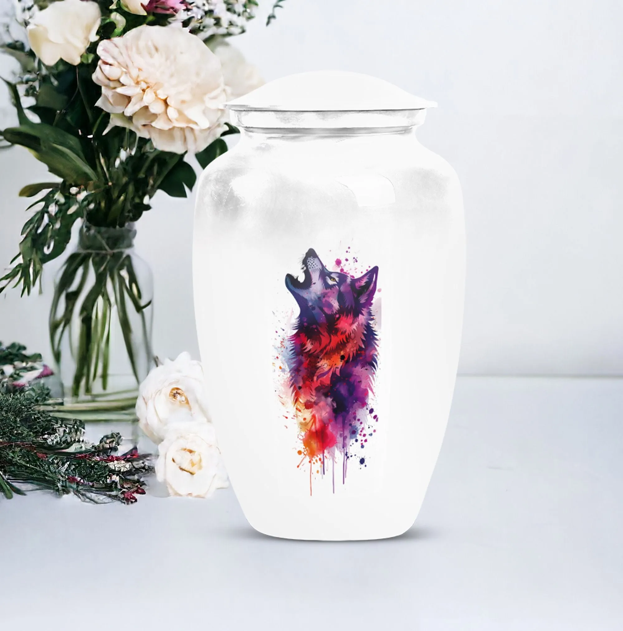 Wolf Howling Cremation Urn, Tribute for Departed