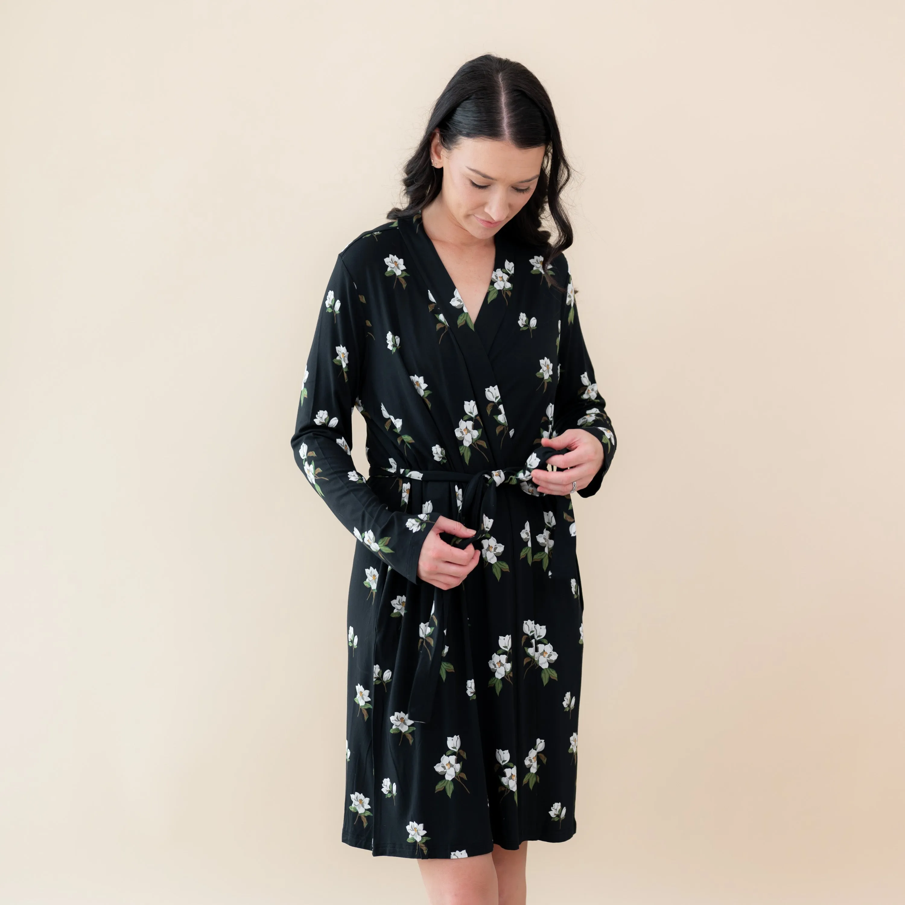 Women’s Lounge Robe in Big Midnight Magnolia